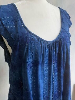 Dress Barn Shimmery Royal Blue, Cap Sleeve Extra Layer Over Tummy, Stretchy
